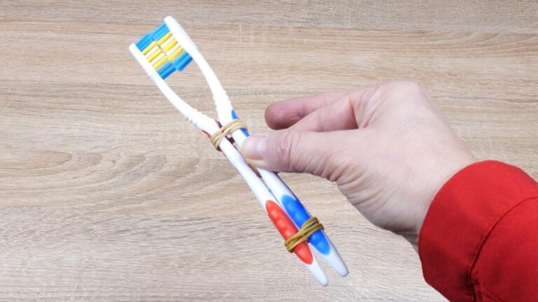 Cette astuce surprenante transforme vos vieilles brosses à dents en outils indispensables…