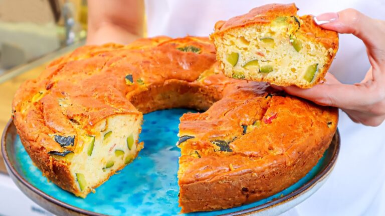 Délicieux gâteau aux courgettes ! Très doux et fond juste dans la bouche ! Recettes de courgettes