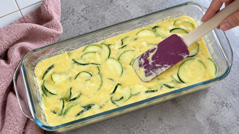 Vous avez une courgette ? Lancez cette recette et découvrez pourquoi elle donne envie d’y revenir !